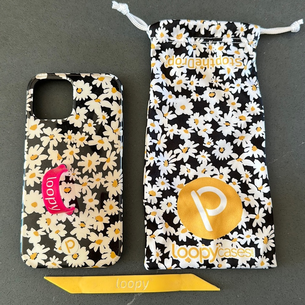 Loopy daisy iPhone 12 Pro case